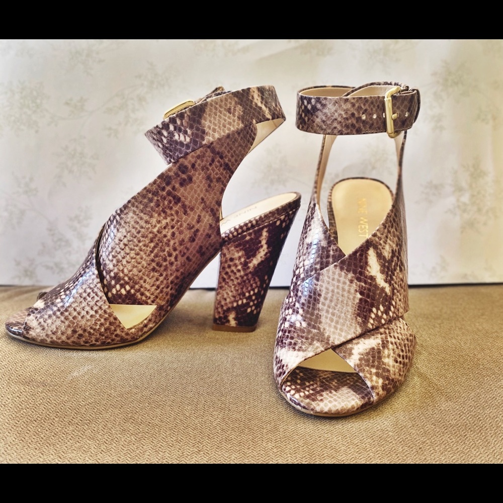 **CLOSET CLEAR OUT** Snakeskin Sandals
